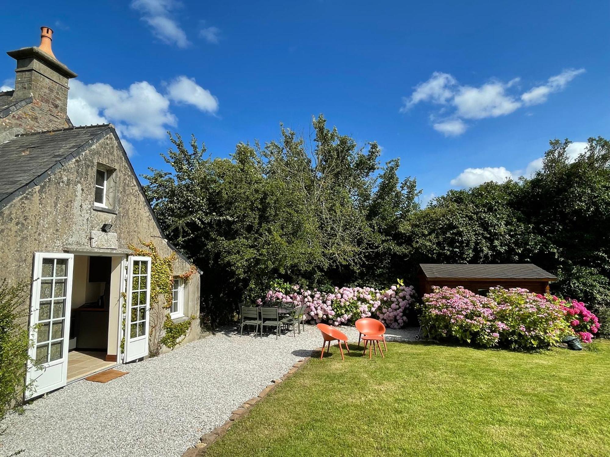 Maison De Charme Vue Sur Mer Pour 6 Pers Quineville Exterior photo